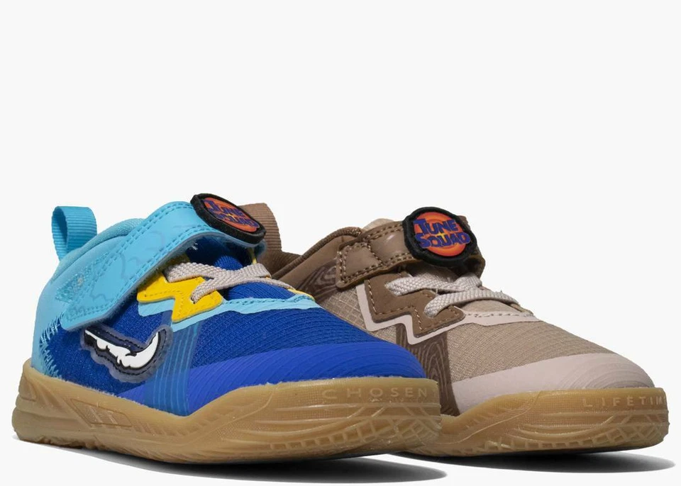 Nike Lebron 18 Low Space Jam Toon Squad Sz 6C Wile E. Vs Roadrunner DJ3762-401