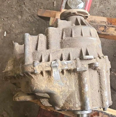 98 99 00 01 FORD EXPLORER Transfer Case 4x4 - Image 1 of 4