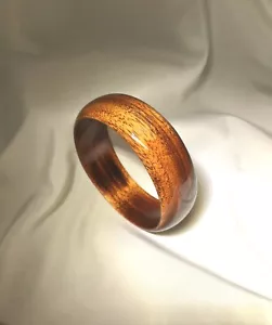 Big Island Hawaiian Koa Wood Lacquer Bangle Bracelet 8 3/8" 25mm - Picture 1 of 5