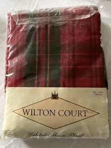NOS WILTON COURT -Yuletide Moire Plaid Cotton Tablecloth -60" x 144" -Christmas - Picture 1 of 8