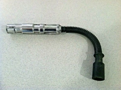 2002-2009 MERCEDES-BENZ E500 W211 ~ IGNITION COIL SPARK PLUG - K - Image 1 of 4
