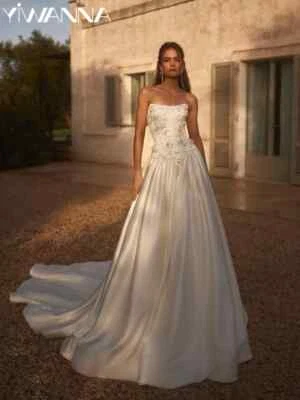 Vestido de noiva gracioso sem alças apliques de miçangas linha A longo com cadarço - Imagem 1 de 4