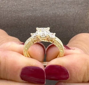 ANILLO DE COMPROMISO PRINCESA DIAMANTE CERTIFICADO IGI ORO AMARILLO SÓLIDO 14K 1,60 F VS2 - Imagen 1 de 16
