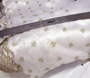 15" 380mm Satin Scalloped Edging Trim White with Tan Embroidery Priced Per Yard - Picture 1 of 1