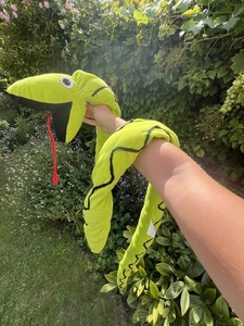 Peluche suave serpiente rayas verdes Ikea Djungelorm grande vintage años 90 8 pies - Imagen 1 de 7