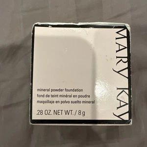 Mary Kay MINERAL POWDER Foundation Bronze 3 - Picture 1 of 2