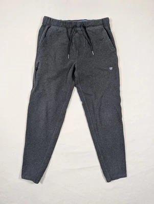 Pantalones deportivos Mack Weldon Ace para hombre pequeños grises elásticos rendimiento salón Foto 1 de 4