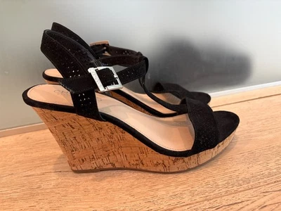 Sandalias Charles by Charles David de gamuza negras para mujer talla 9,5 elegantes minimalistas Foto 1 de 4