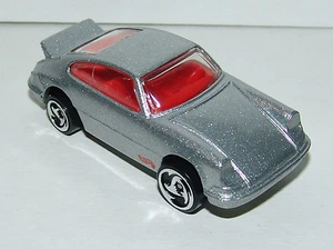 Hot Wheels Porsche 911 Carrera ERROR Small Dw3 Rear Large in Front Malaysia 1997 - Picture 1 of 4
