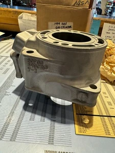 Plated Yamaha 600 Cylinder 8DF00 1998-1999 8DF-11311-00-00 SRX600 SRX600S 3 - Picture 1 of 5