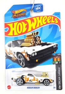 Hot Wheels Rodger Dodger HW Dream Garage White NOC - Picture 1 of 4