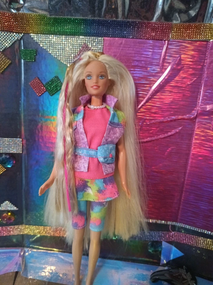 De colección Años 90 Cabello Largo Rubio Ojos Azules con Caliente Traje de Patinaje Brazalete Foto 1 de 4