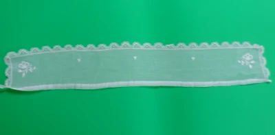 1920s Machine Embroidered Rectangular Dress/Blouse Collar in White 4" x 29" - Image 1 of 3