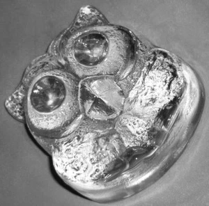 LARGE VINTAGE RETRO SKRUF SIGNED LARS HELLSTEN CRYSTAL GLASS OWL PAPERWEIGHT - Picture 1 of 1