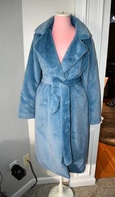 Chaqueta de piel sintética con cinturón largo GB JUNIOR en azul polvoriento Talla: PEQUEÑA #GB3064PYT NUEVA CON ETIQUETAS Foto 1 de 3