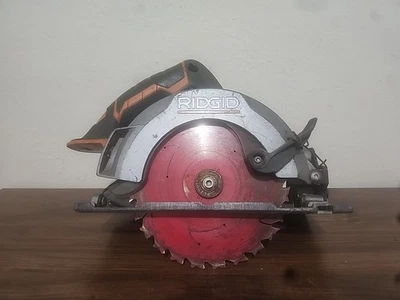 Ridgid R8651  18 Volt  6-1/2" Cordless Circular Saw Tool Only - Image 1 of 4