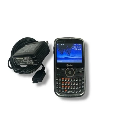 Pantech Link P7040 - Black ( AT&T ) Cellular Phone - Image 1 of 4