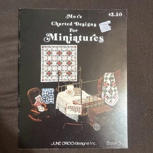 Handarbeit weitere kartierte Designs für Miniaturen von June Grigg Buch 5 1980 - Bild 1 von 4