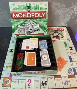 Monopoly Board Game includes Speed Die Hasbro 2015 Complete & VGC - Picture 1 of 10
