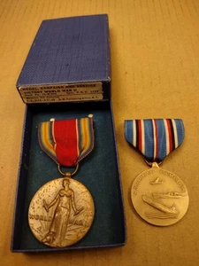 US WWII Campaign & Service Victory Medal in Box 1946 + American Campaign Medal - Picture 1 of 2