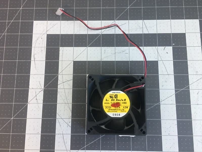 GE Refrigerator Chill Drawer Fan P# WR17X13035 - Image 1 of 3