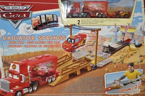 Disney Pixar Cars Minis Radiator Springs Speed Trap Set-Mac/Lightning-'09-Sealed - Picture 1 of 24
