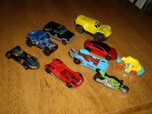 T2 Lot of 9 Hot Wheels and Others Vehicles Jeep Cherokee Motorcycle Hot Rod - Picture 1 of 1