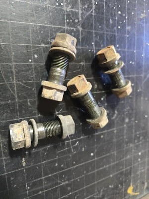 Toyota Land Cruiser FJ DRIVE SHAFT BOLTS 11mm Shaft / 14mm Head 4x Driveshaft - Image 1 of 4
