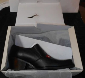 dELiA*s ELLIE PUMPS, BLACK W/RED FLOWERS, WMS. SZ. 9M, ORIGINAL 2003, IN BOX! - Picture 1 of 12