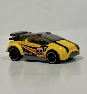 Hot Wheels Super Gnat 2013 Sports Car 1:64 Scale Loose Yellow Vintage Toy Car - Picture 1 of 4