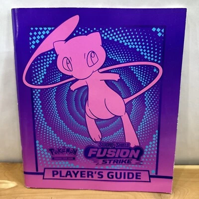 Juego de cartas coleccionables Pokémon: Espada y escudo — Libro guía para jugadores Fusion Strike solamente Foto 1 de 3