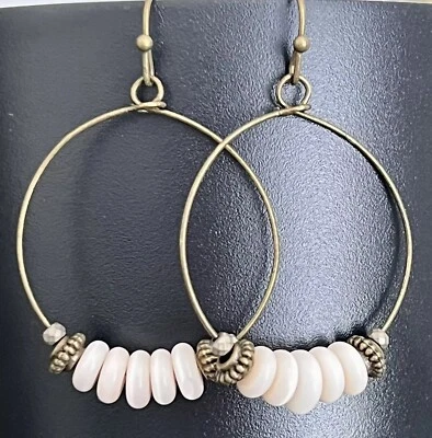 Бронзовые и перламутровые серьги-кольца. Boho Chic. - Изображение 1 из 3