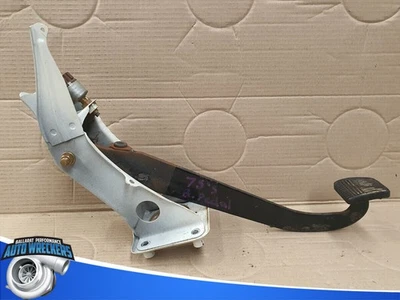 Toyota Landcruiser 75 Series brake pedal pad - image 1 of 4