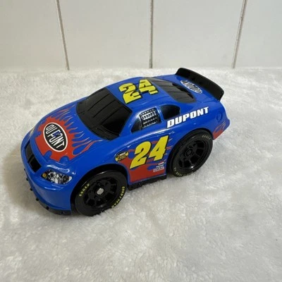 FISHER PRICE - SHAKE & GO NASCAR JEFF GORDON 2007 ¡Sonidos y movimientos funciona! Foto 1 de 4