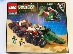 Lego System 6957 “Solar Snooper” Vintage 1992, 249 Pieces, Inner Liner Missing - Picture 1 of 11