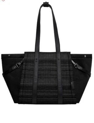 Skip Hop Highline Diaper Bag Tote New Black Changing Pad New - Image 1 of 4