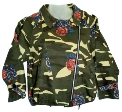 Модная модель женщин comouflage куртка размер маленький совершенно новый сделано в США. - Изображение 1 из 4