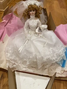 Franklin Heirloom by Maryse Nicole BRIDE Porcelain Doll NEW in Open Box! - Picture 1 of 15