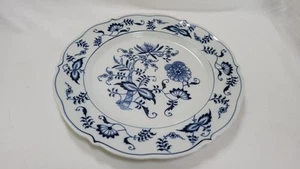 Vintage Blue Onion Danube 10 Inch Dinner Plate - Picture 1 of 9