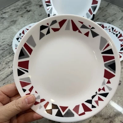 Juego de 4 platos de ensalada aperitivo Corelle blanco rojo negro mosaico 6 3/4” MCM Foto 1 de 4