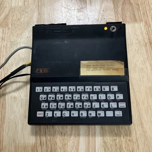 Jak jest Vintage Sinclair ZX81 Tylko komputer osobisty nie działające części / naprawa - Zdjęcie 1 z 17