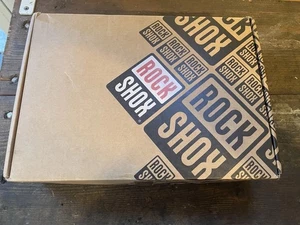 Rock Shox Vivid coil ultimate DH RC2 225x75 - Picture 1 of 7