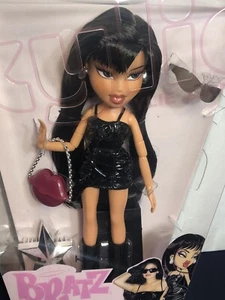 2023 Bratz Kylie Jenner NIB - Picture 1 of 5