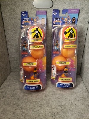 Space Jam A New Legacy pacote com 4 2" LeBron James Daffy Duck Lola e 1 boneco misterioso - Imagem 1 de 2