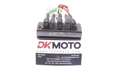 Regulador de voltaje rectificador 78 Honda Goldwing 1000 OEM 31400-371-003 R5.BX37 Foto 1 de 4