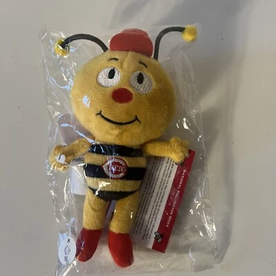 2021 Cincinnati Reds SGA Honey Maid 6" Plush Bee Pollination Week June Giveaway - Image 1 of 4
