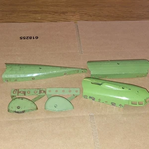 5X( #P184/14/15/59)MECCANO AEROPLANE CONSTRUCTOR STAMP GREEN FUSELAGE/CABIN HEAD - Picture 1 of 2