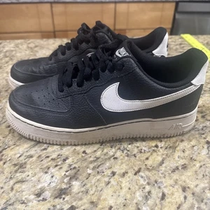 Nike Herren Air Force 1 Low, schwarz-weiß, Gr.(8,5) in super Zustand! Cpix - Bild 1 von 9