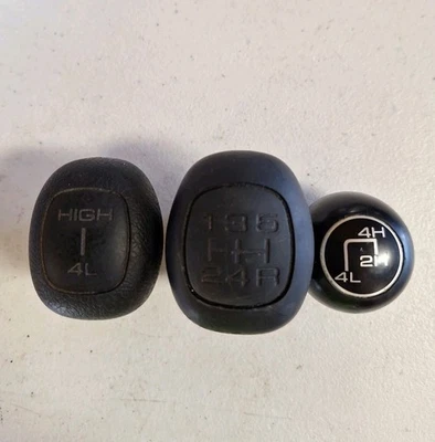 89 Isuzu Amigo Gear Shift Knobs - Image 1 of 4