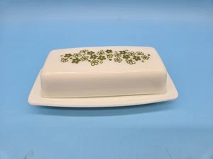 Pyrex Crazy Daisy Butter Dish Green Flowers Vintage - Picture 1 of 4